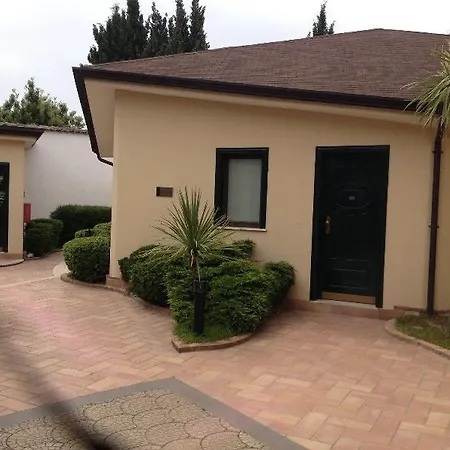 Hotel Ginepro Qualiano