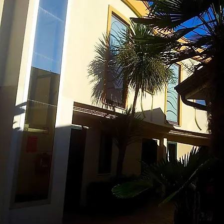 Otel Ginepro Qualiano